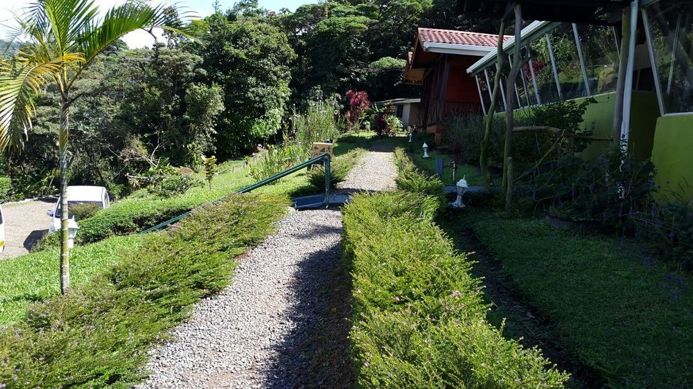 Heliconias Rainforest Lodge Bijagua Exterior photo